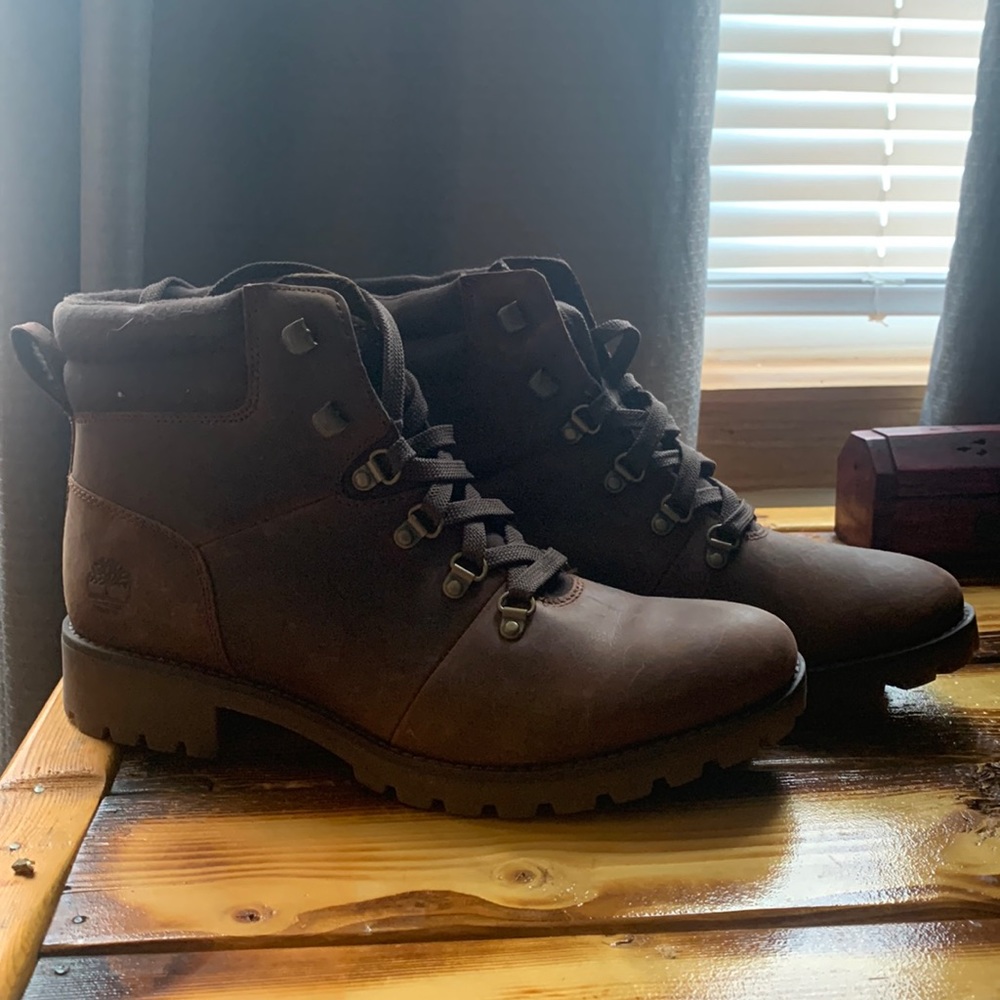 Timberland brown size 9